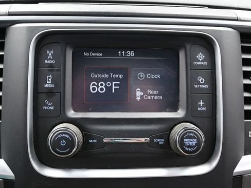 Used 2022 RAM 1500 Classic SLT AWD/4WD image 35