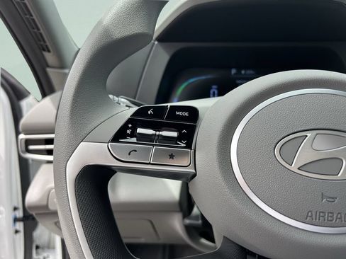 New 2026 Hyundai Elantra Hybrid FWD image 29