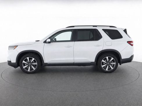 Used 2023 Honda Pilot Elite image 7