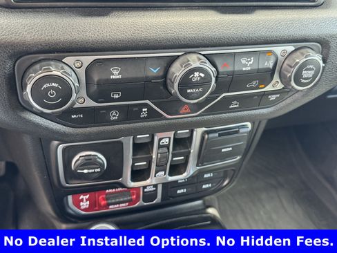 Used 2025 Jeep Wrangler Unlimited Sport AWD/4WD image 18