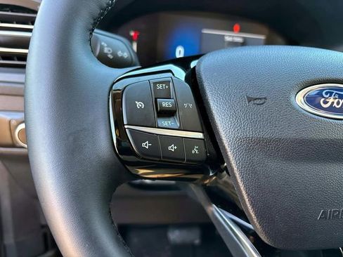 Used 2025 Ford Escape Active w/ Cold Weather Package image 18