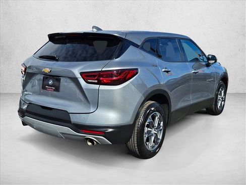 Used 2025 Chevrolet Blazer LT image 5