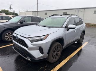 Used 2022 Toyota RAV4 SE w/ Convenience Package AWD/4WD video 1