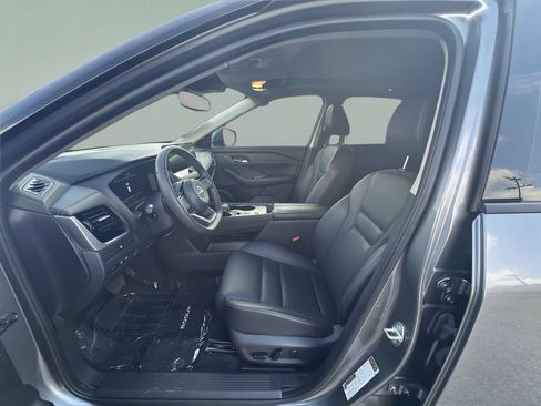 Used 2024 Nissan Rogue SL w/ SL Premium Package FWD image 18