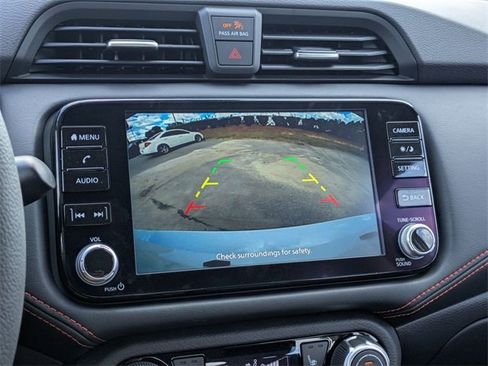 New 2025 Nissan Versa SR w/ Trunk Package image 21