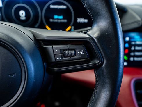 Used 2021 Porsche Taycan 4S image 38