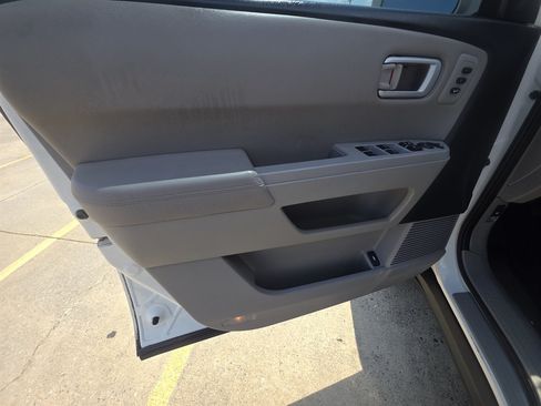 Used 2015 Honda Pilot Touring image 8
