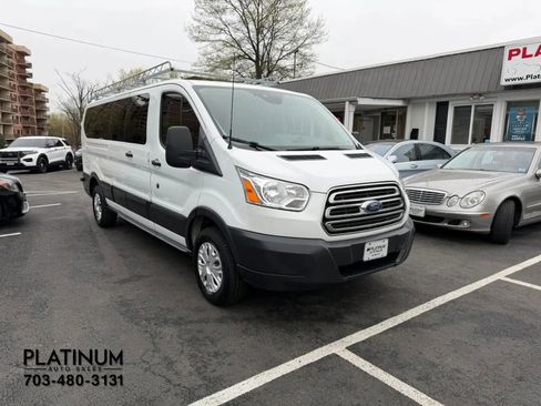 Used 2018 Ford Transit 350 XLT image 4