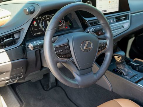Used 2023 Lexus ES 350 w/ Premium Package FWD image 20