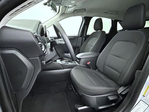 Used 2025 Ford Escape Active image 10