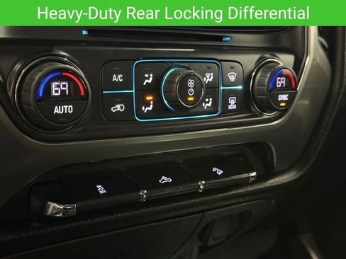 Certified 2017 Chevrolet Silverado 1500 LT w/ All Star Edition AWD/4WD image 32
