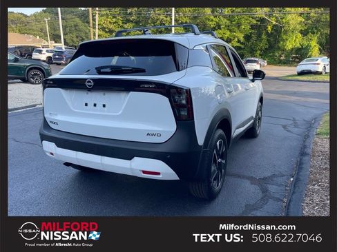 Used 2026 Nissan Kicks SV w/ Cold Weather Package AWD/4WD image 5