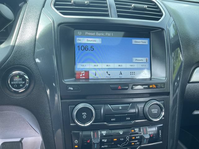 Used 2018 Ford Explorer XLT w/ Equipment Group 202A AWD/4WD image 13