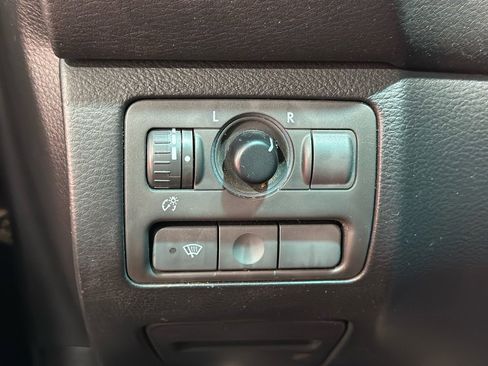 Used 2005 Subaru Outback 2.5i image 26