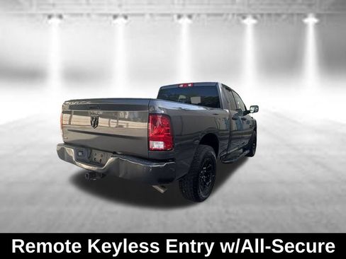Used 2018 RAM 1500 Express RWD image 7