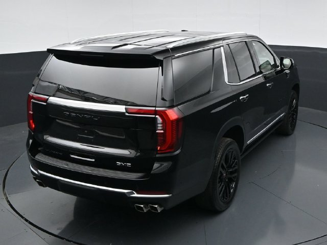 Used 2026 GMC Yukon Denali w/ Sun & Power Step Package AWD/4WD image 42