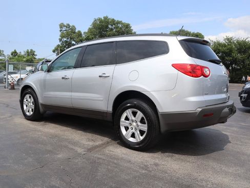 Used 2012 Chevrolet Traverse LT AWD/4WD image 3