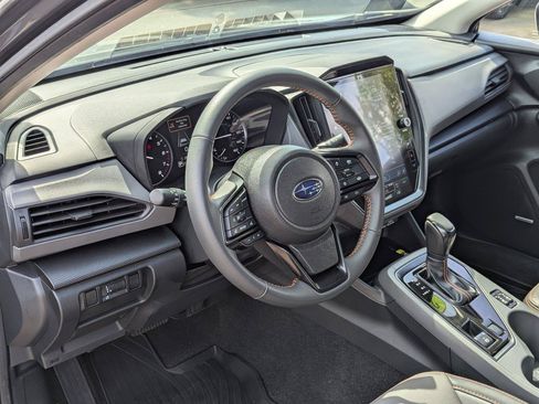 Used 2025 Subaru Crosstrek 2.5i Limited w/ Popular Package #3A AWD/4WD image 13