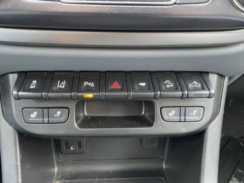 Certified 2021 Chevrolet Colorado Z71 w/ Safety Package image 35