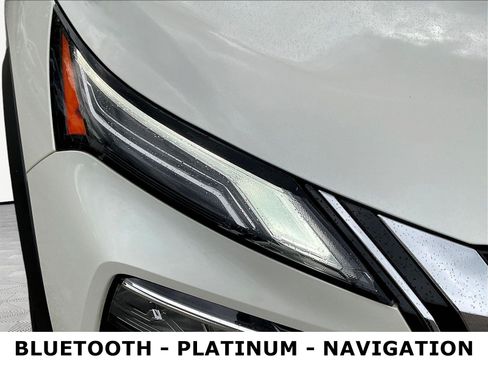 Used 2023 Nissan Rogue Platinum w/ Platinum Premium Package AWD/4WD image 32