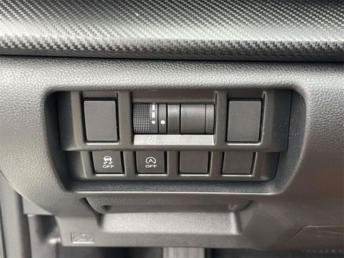 Used 2023 Subaru Crosstrek 2.0i Premium image 16