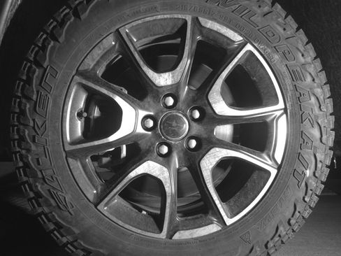 Used 2025 Jeep Compass Trailhawk image 11