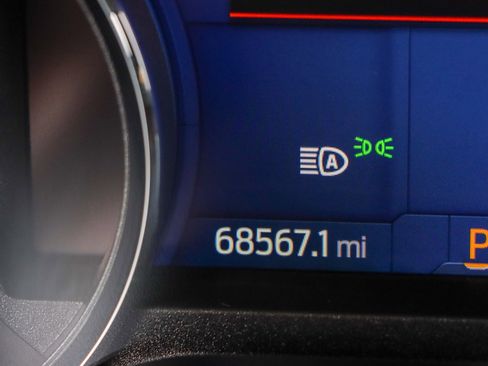 Used 2022 Ford Expedition XLT image 17