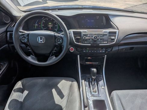 Used 2017 Honda Accord Hybrid Sedan image 21