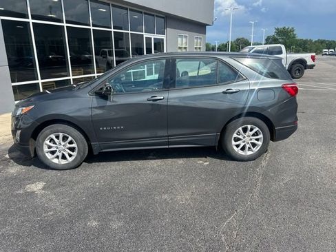 Used 2019 Chevrolet Equinox LS FWD image 19