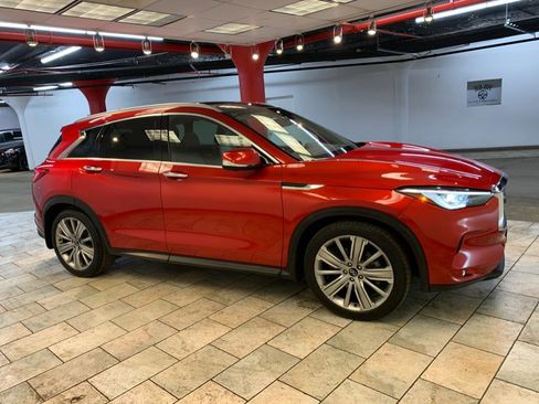 Used 2021 INFINITI QX50 Sensory image 8