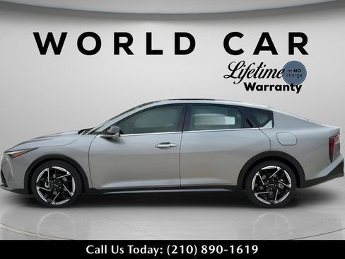 New 2025 Kia K4 GT-Line Turbo w/ GT-Line Premium Package FWD image 4