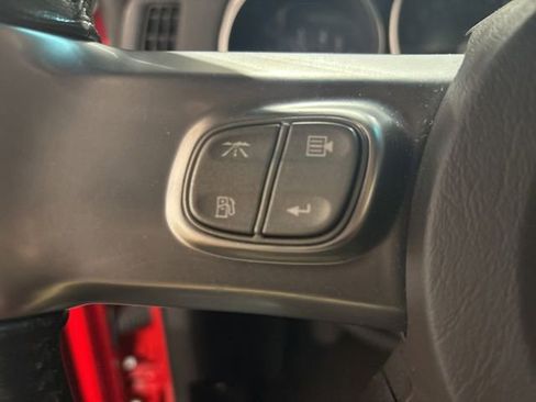 Used 2005 Chevrolet SSR w/ Preferred Equipment Group RWD image 14