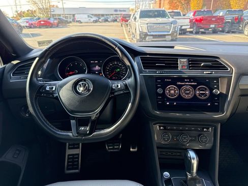 Used 2018 Volkswagen Tiguan SEL image 13