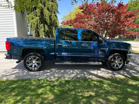 Used 2018 Chevrolet Silverado 1500 LTZ w/ Texas Edition AWD/4WD image 8