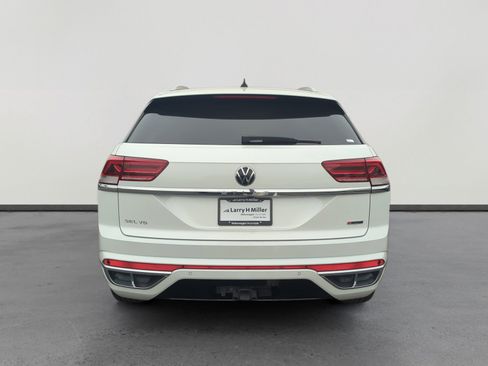 Used 2022 Volkswagen Atlas Cross Sport SEL R-Line image 4