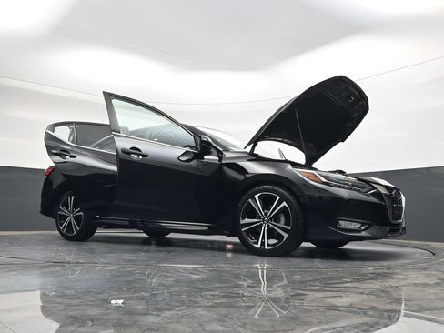 Used 2022 Nissan Sentra SR w/ SR Premium Package FWD image 49