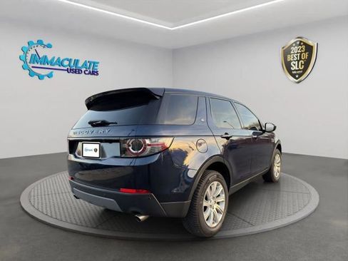 Used 2016 Land Rover Discovery Sport SE image 5