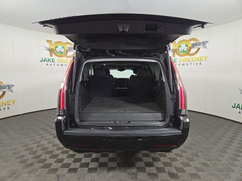Used 2020 Cadillac Escalade Luxury image 36