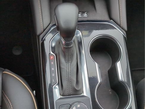 Used 2023 Chevrolet Blazer Premier image 26