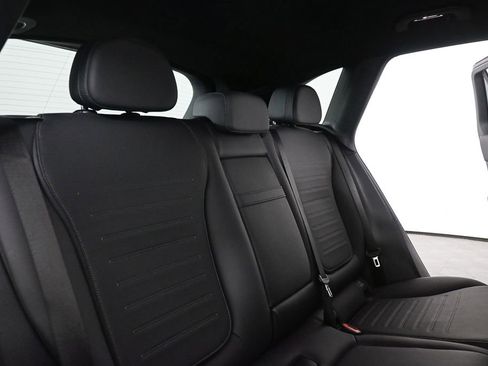 Used 2024 Mercedes-Benz GLC 300 image 19