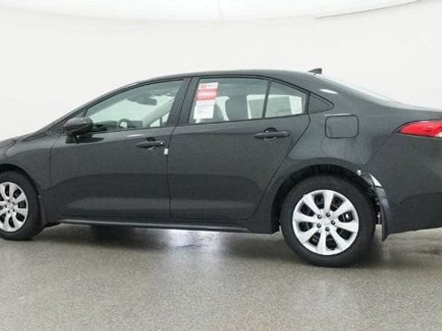 New 2026 Toyota Corolla LE FWD image 20