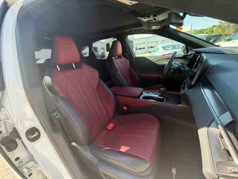 Used 2024 Lexus RX 500h F Sport w/ Convenience Package AWD/4WD image 28