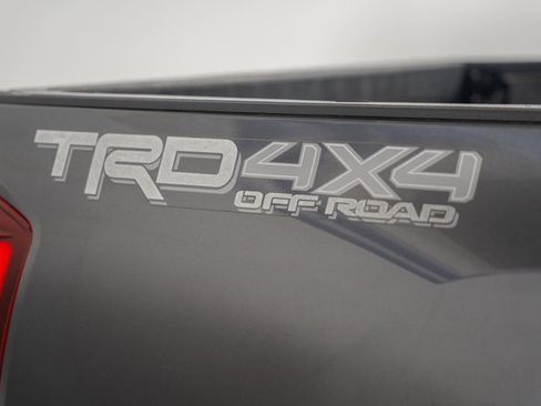 Used 2019 Toyota Tacoma TRD Off-Road image 21