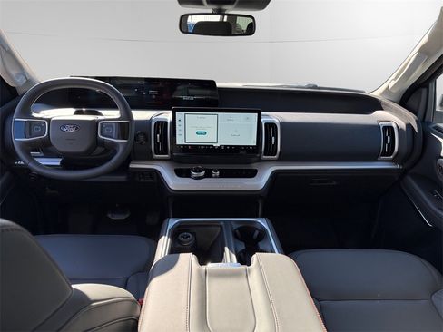 New 2025 Ford Expedition Max Active image 10