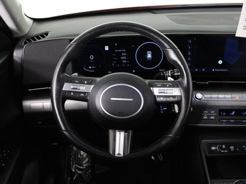 Certified 2025 Hyundai Kona Limited AWD/4WD image 8