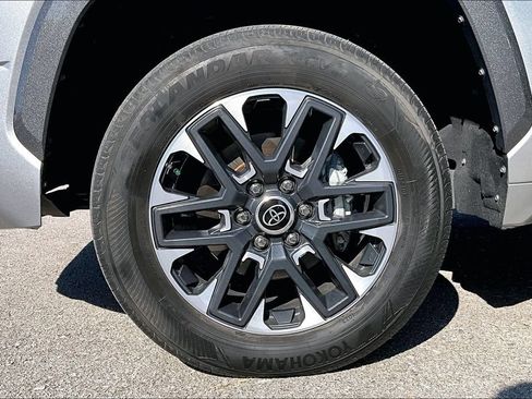 Used 2023 Toyota Tundra Limited RWD image 11