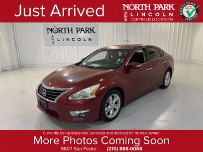 Used 2013 Nissan Altima 2.5 SV w/ 2.5SV Convenience Pkg