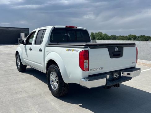 Used 2016 Nissan Frontier SV RWD image 7
