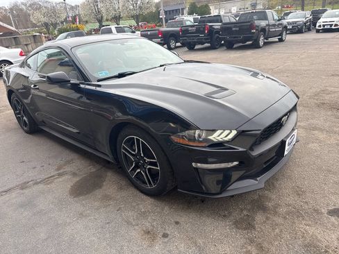 Used 2018 Ford Mustang Premium w/ Equipment Group 201A RWD image 5