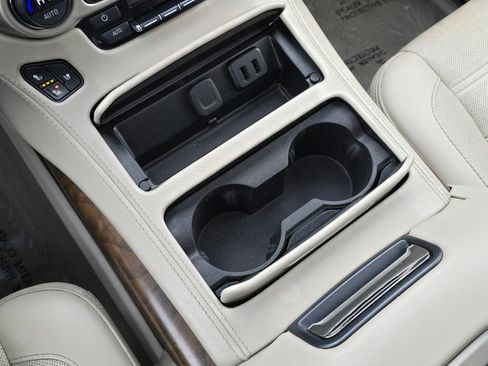 Used 2020 GMC Yukon Denali w/ Open Road Package image 28